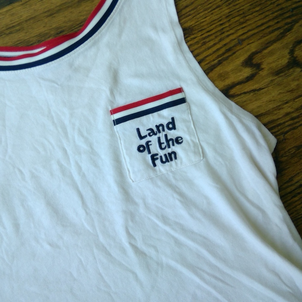 Junkfood off-white "LAND OF FUN" Embroidered tank